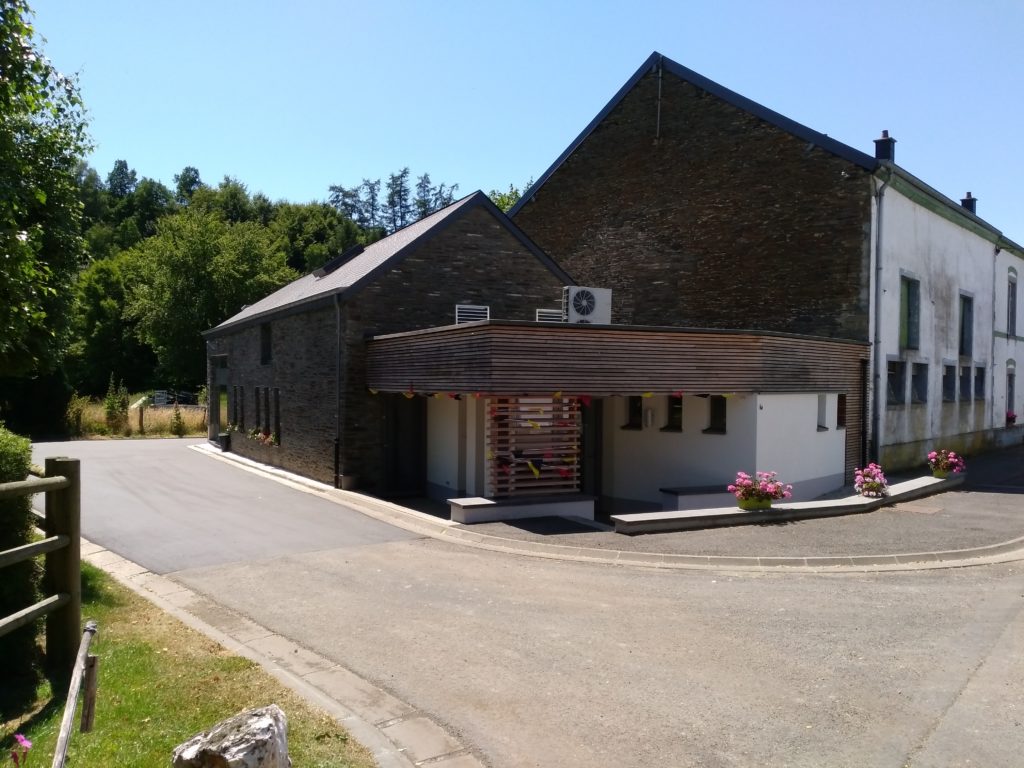 maison village lahérie